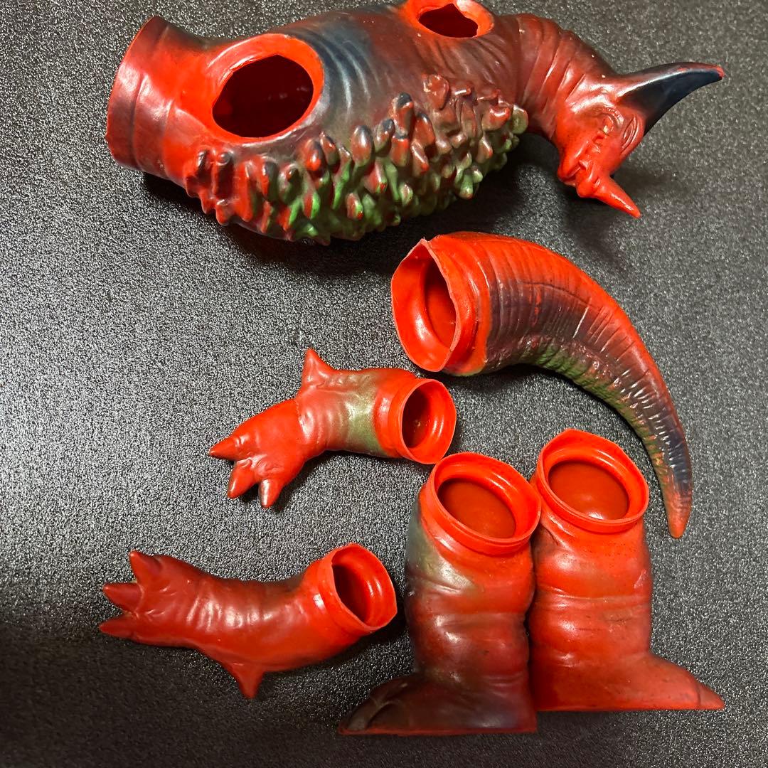 ブルマァク　ゴモラビンテージソフビ