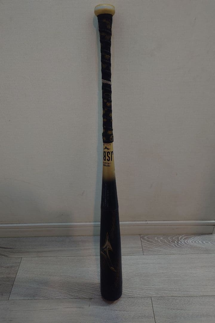 2025 BEYOND MAX LEGACY バット 80cm 570g 少年