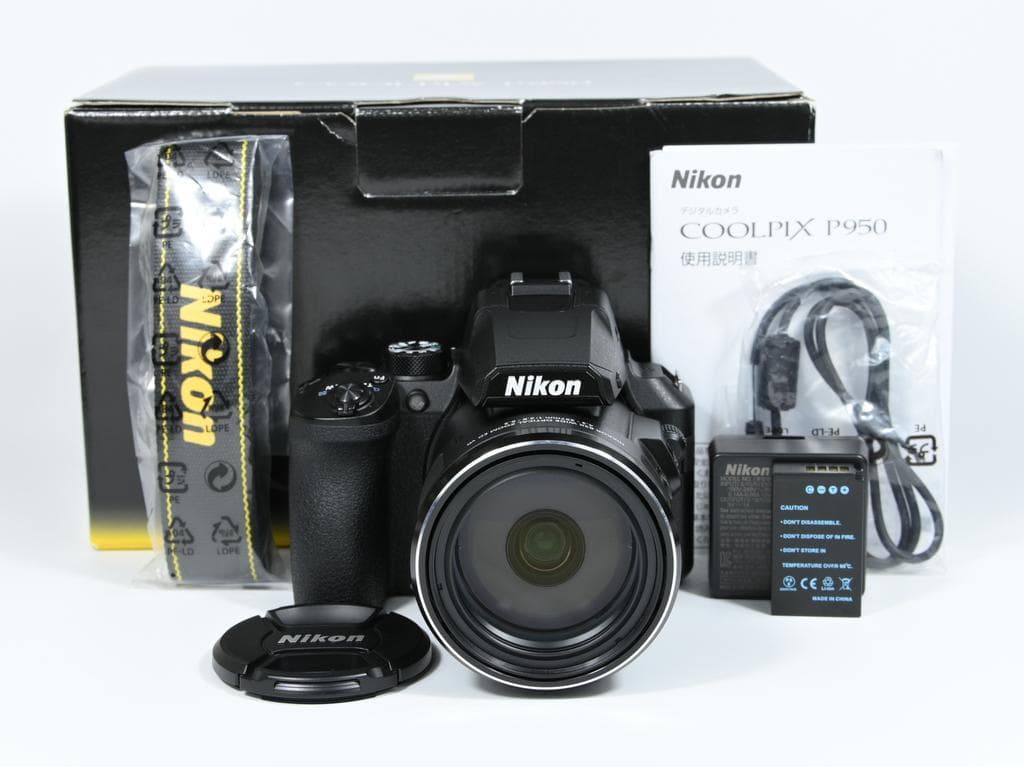 【ほぼ新品】 ニコン　Nikon COOLPIX P950