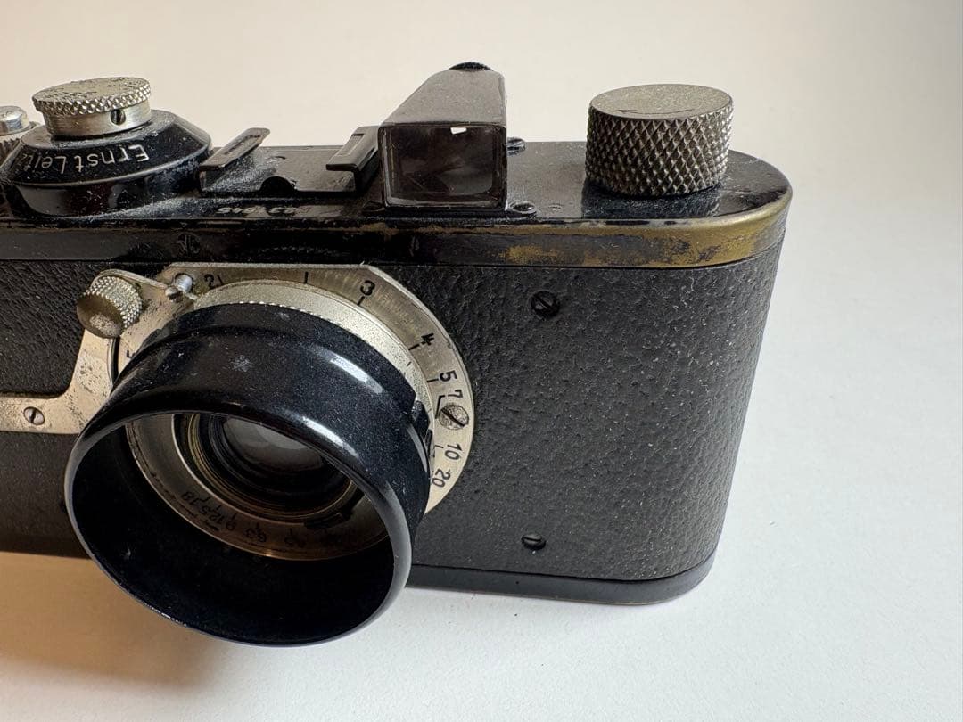Leitz（Leica）刻印 フィルムカメラ＋レンズ付き 動作未確認 現状品