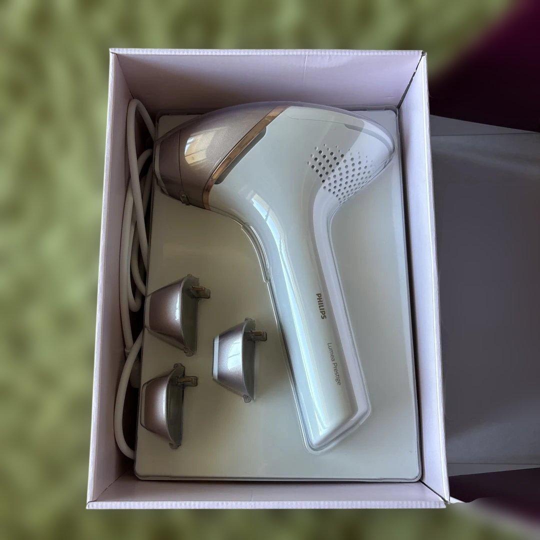 【美品】PHILIPS ルメアプレステージ　(家庭用脱毛器)