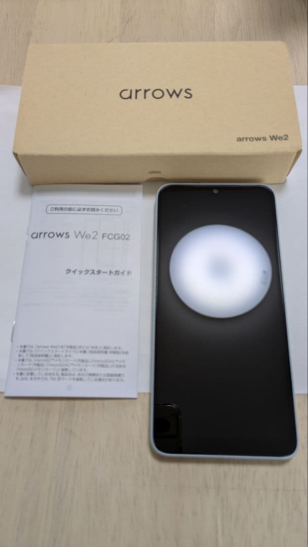 arrows we2 64GB ほぼ未使用品