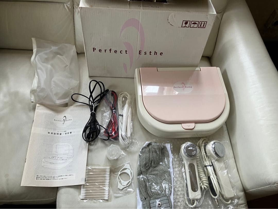 星七0707⭐︎ メ3852 ホームエステ機器　美顔器 定価150,000円