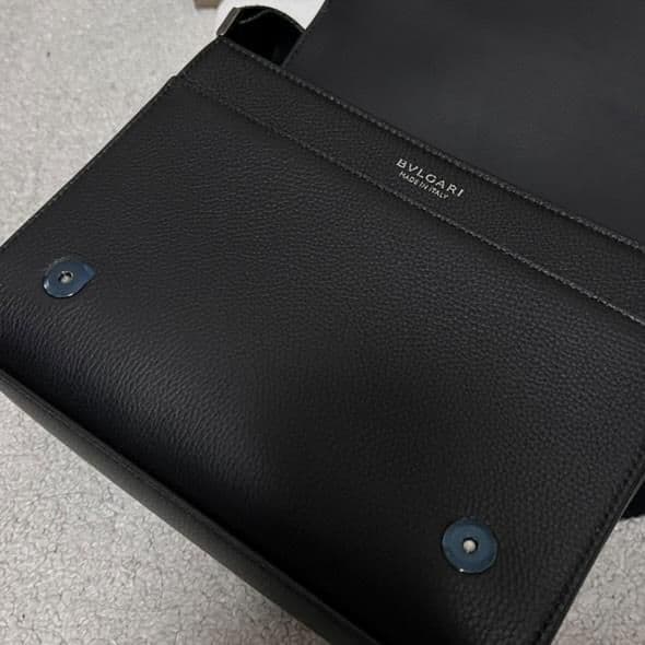 ✨完売品✨BVLGARI ブルガリ メッセンジャーバッグ 山下智久 総柄 レザー