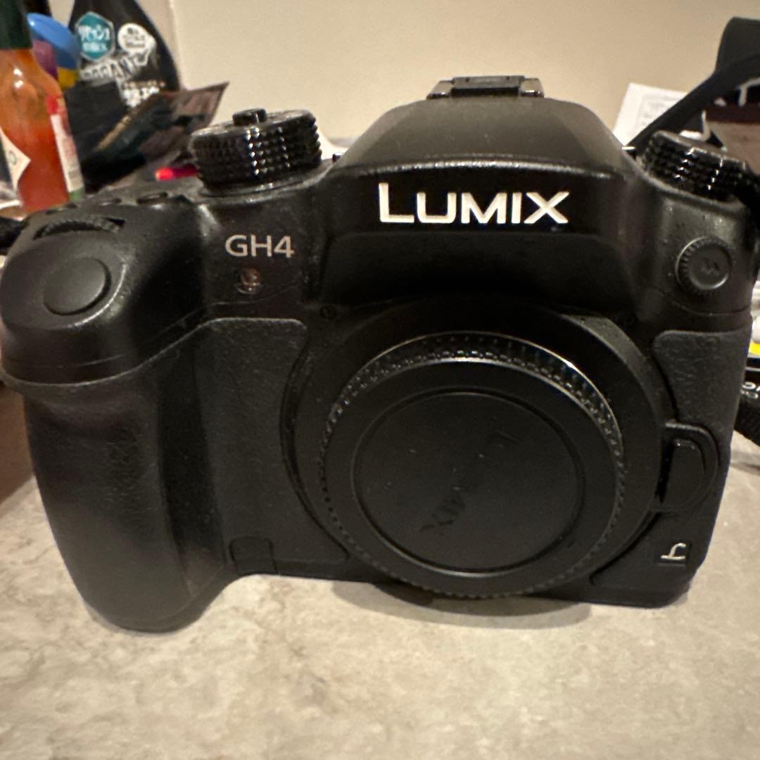 LUMIX GH4 デジタル一眼レフカメラ ＋ LUMIX レンズ付き