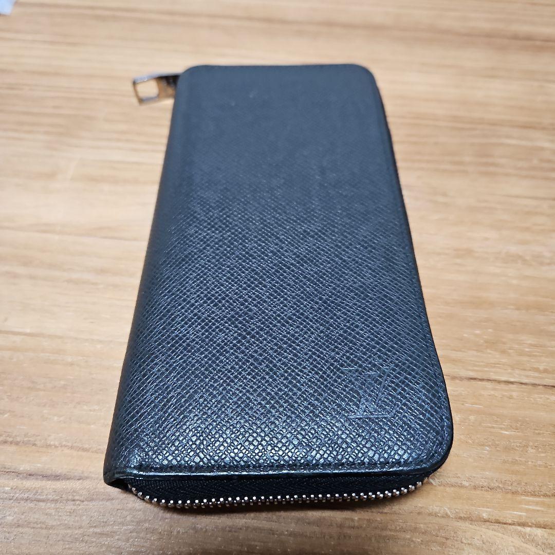 【美品】Louis Vuitton タイガ ヴェルティカルジッピーウォレット
