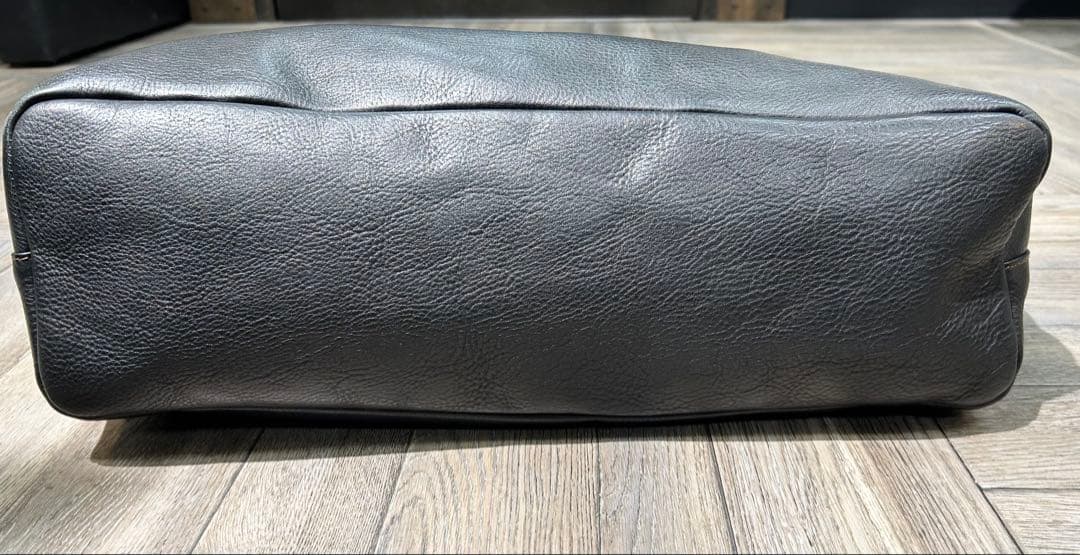 オロビアンコ　レザー　トート　ブラック　シボ　シュリンクレザー