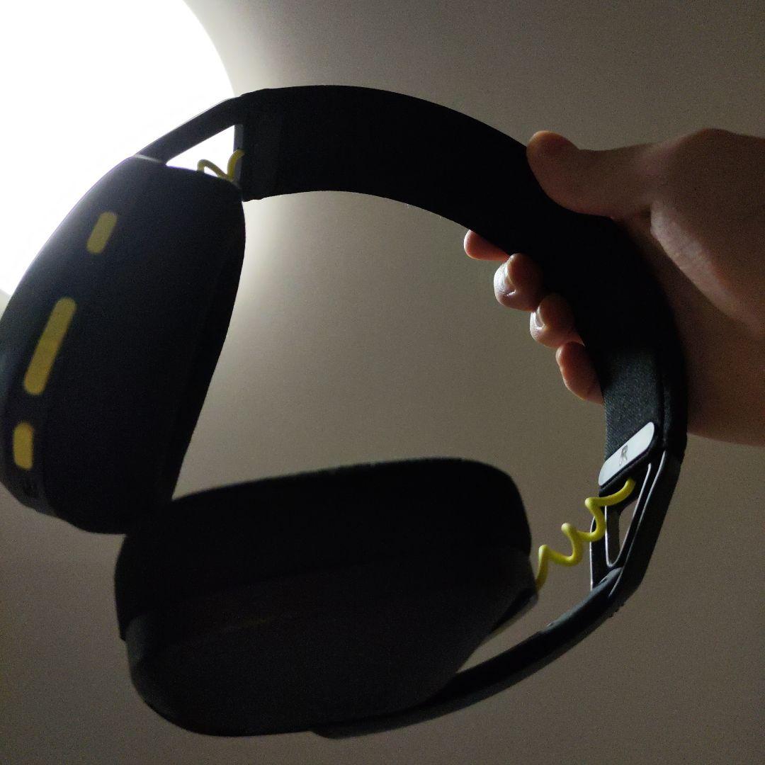 ブラック ゲーミングヘッドセット イエローアクセント