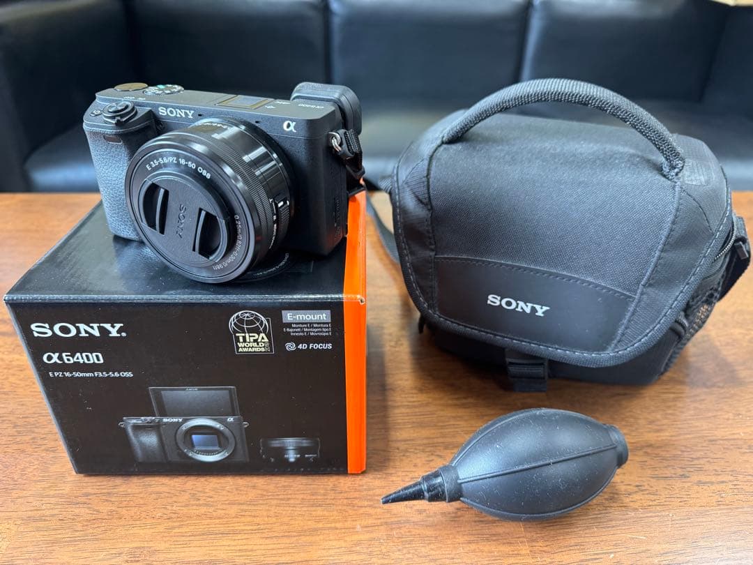 トアンSONY α6400 ILCE-6400L Bミラーレス一眼+付属品