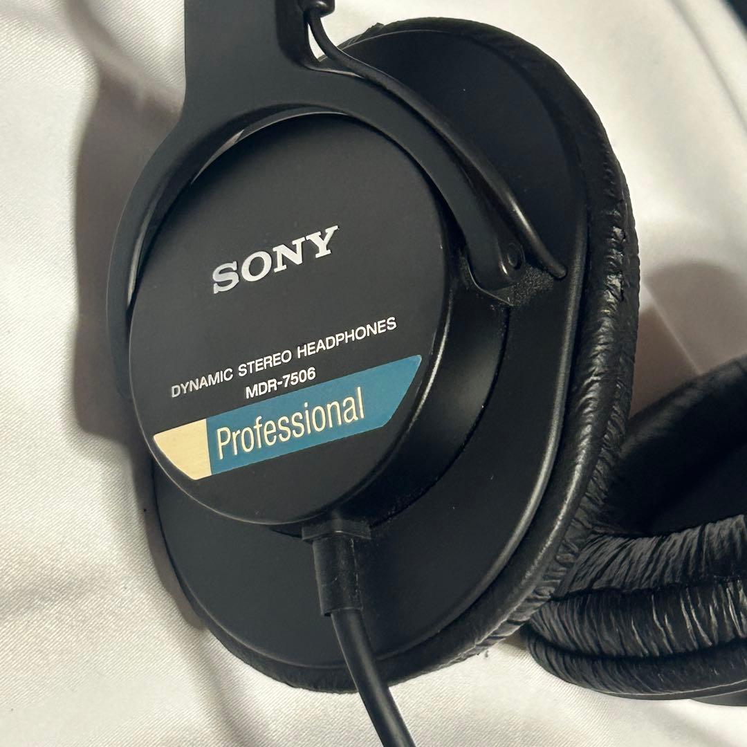 SONY MDR-7506モニターヘッドホン【動作確認済/交換用イヤーパッド付】