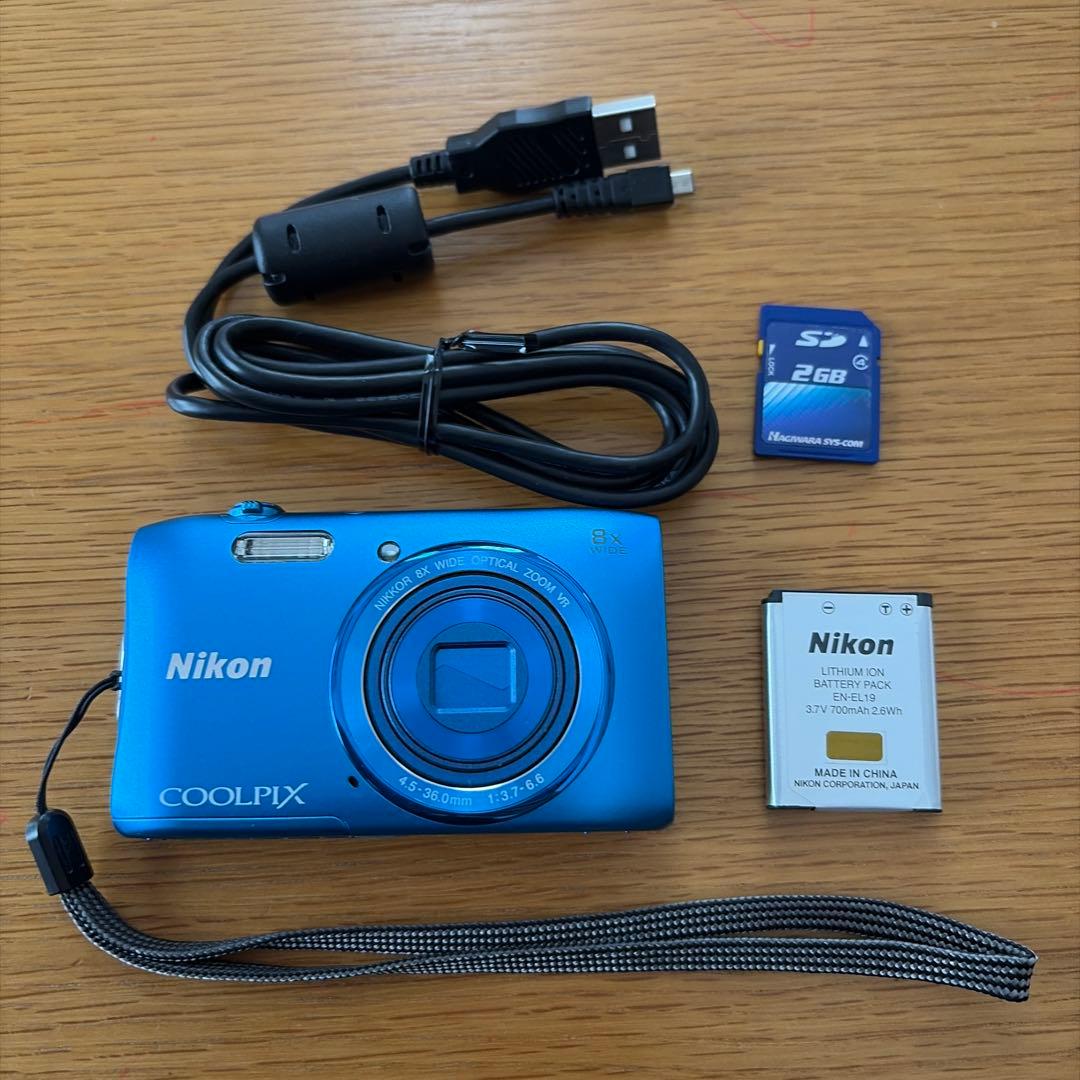 Nikon COOLPIX S3600 青色 コンパクトデジタルカメラ 美品