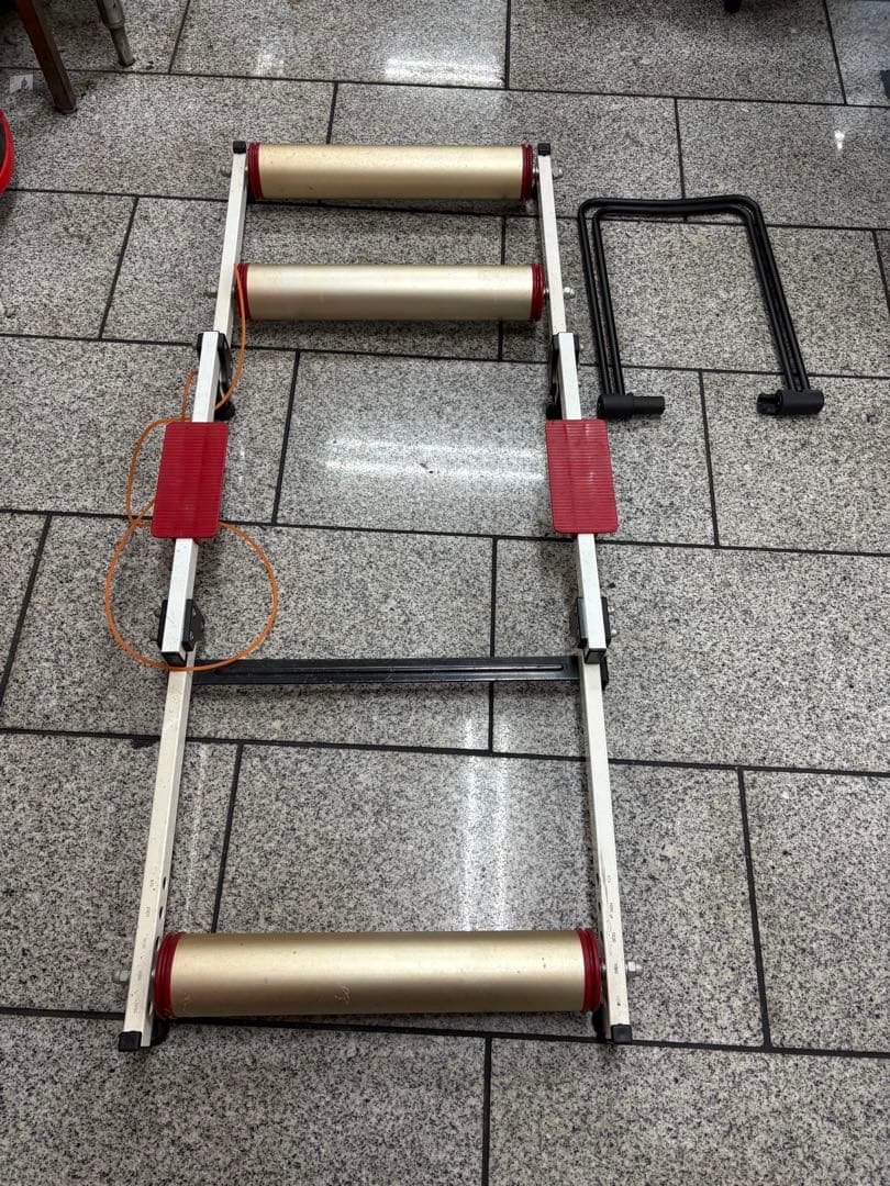 ミノウラ 3本ローラー 自転車台付き！