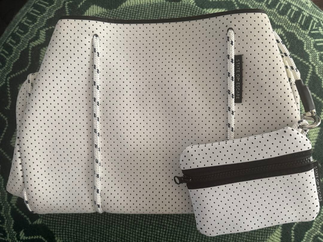 STATE OF ESCAPE ステートオブエスケープ　白