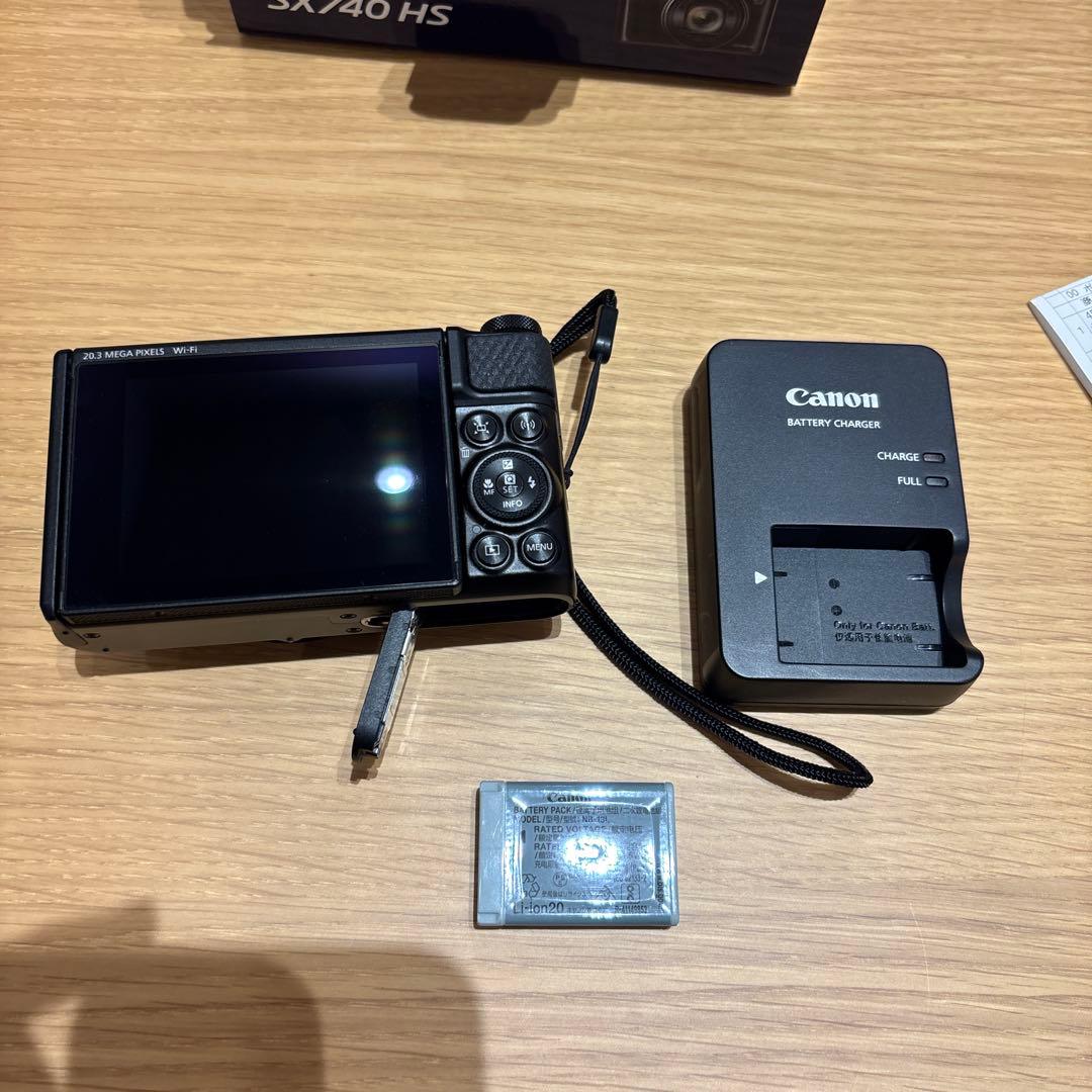 Canon SX740 HS 40倍ズーム コンパクトデジタルカメラ