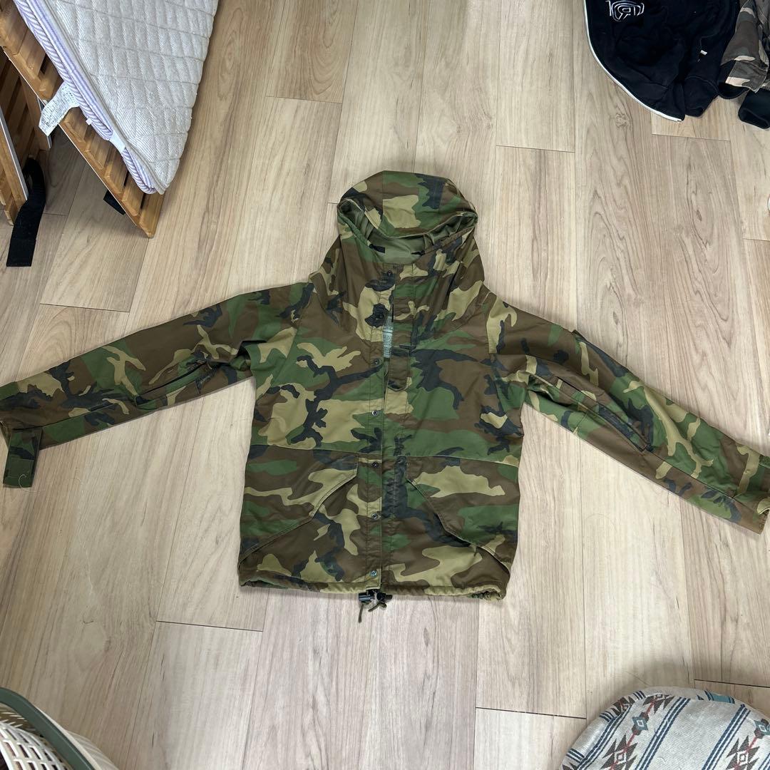 アーミージャケットカモ柄