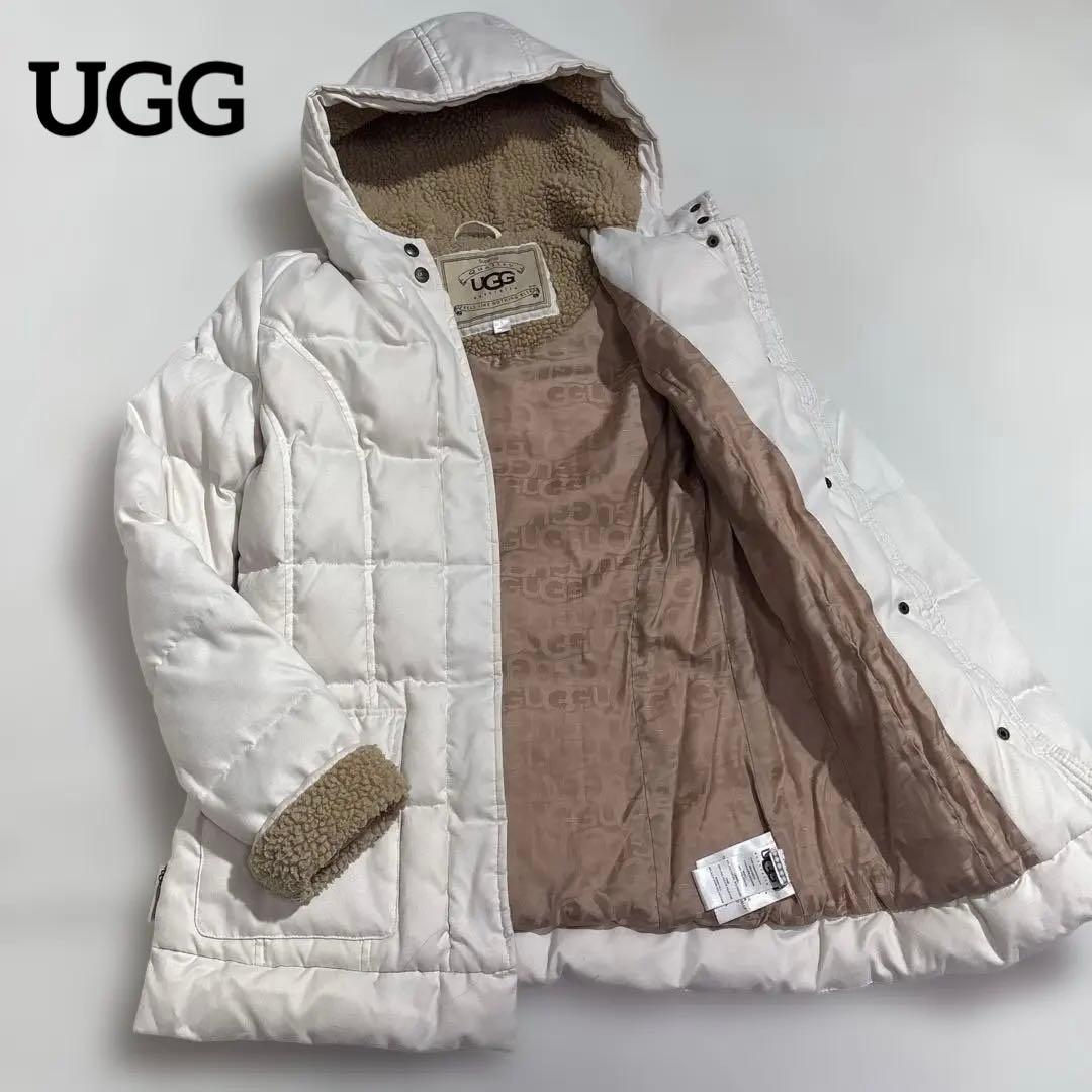 UGG アグ　ダウンジャケット　裏地総柄　ボア　フード付き　レディース　Sサイズ