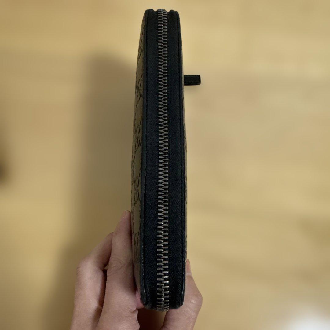 GUCCI ブラックレザー GGパターン 長財布