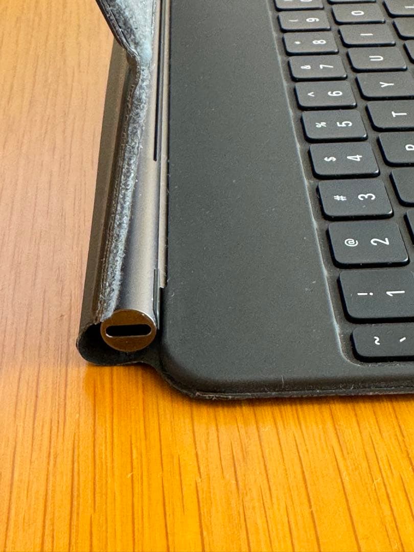 Apple 純正 Magic Keyboard（11インチ / US配列 / 黒