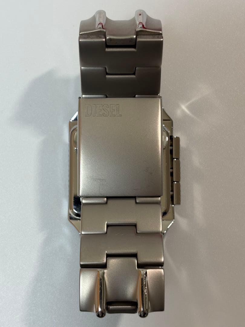 【美品 電池新品】DIESEL デジタルウォッチ dz2155 デジクロコ