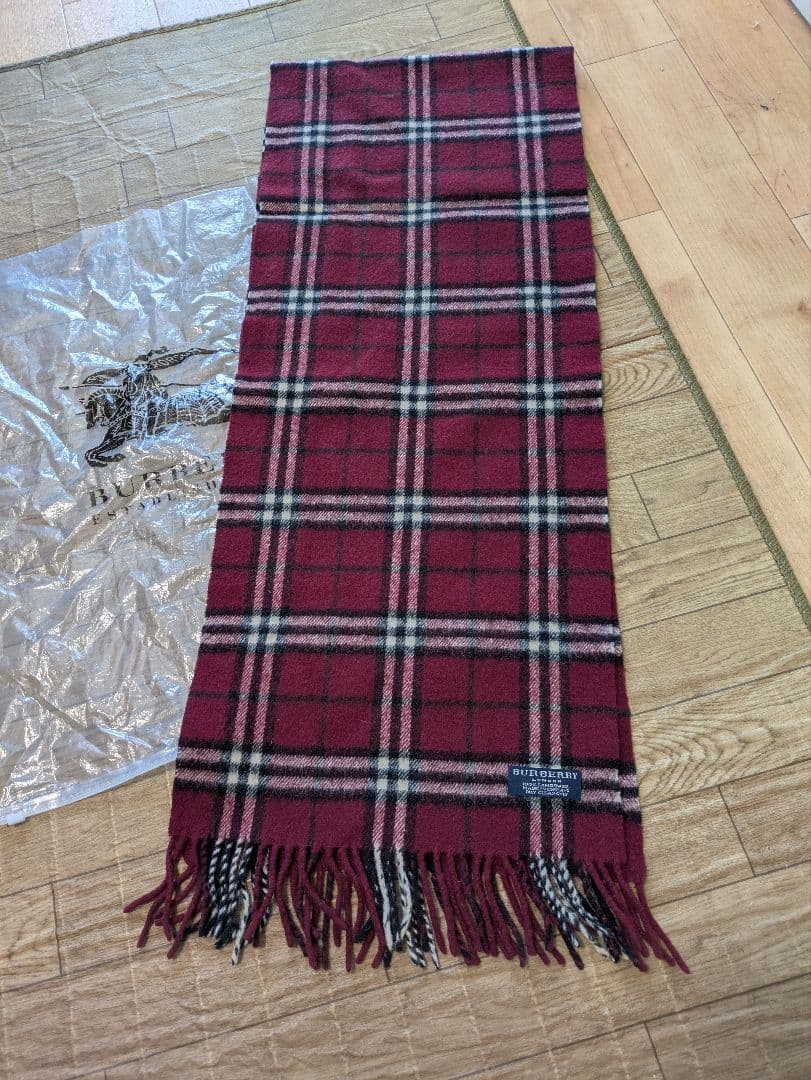 新品未使用品暖かいBURBERRY チェック柄 ラムウールマフラー