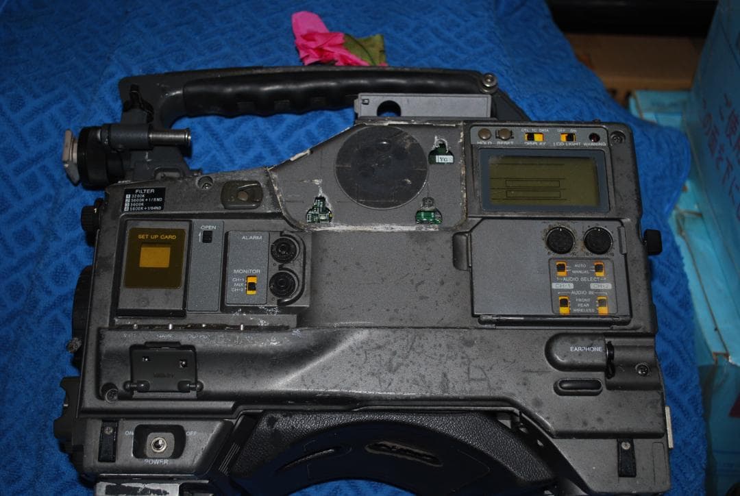 ソニー放送用カメラレコーダーDNW-90WSジャンク品の出品です。