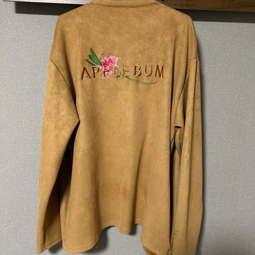 トップス APPLEBUM