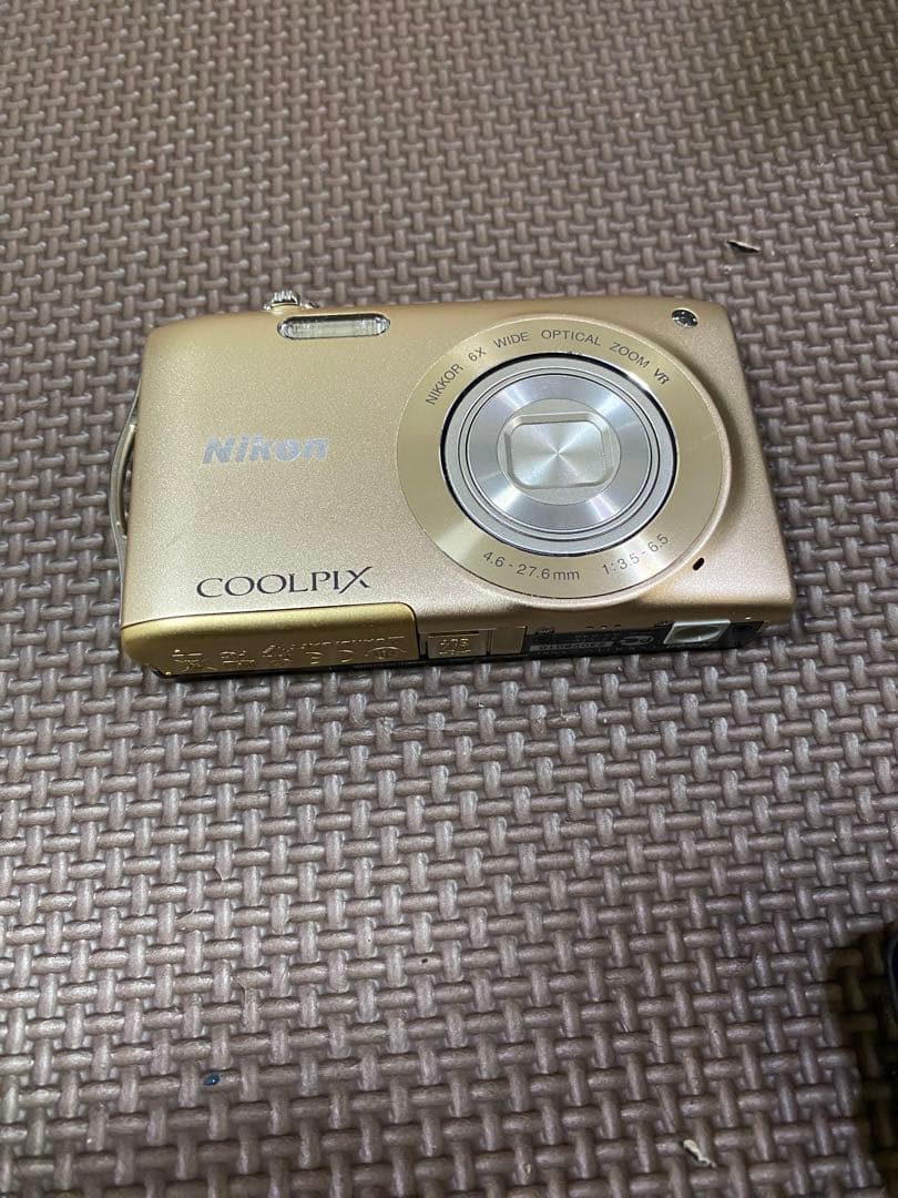 デジタルカメラ nikon s3300