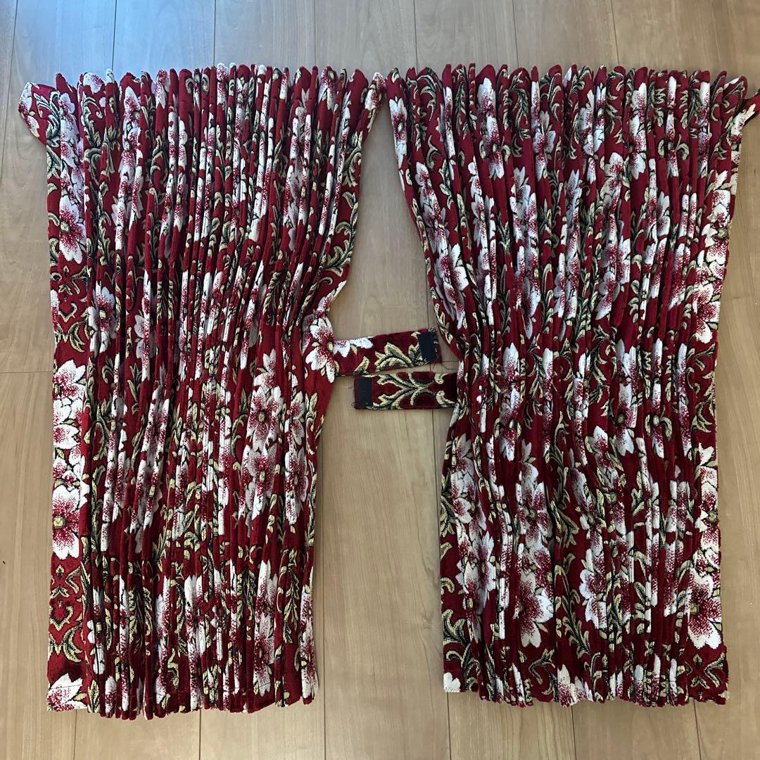 【金華山 桜 レッド】 仮眠カーテン