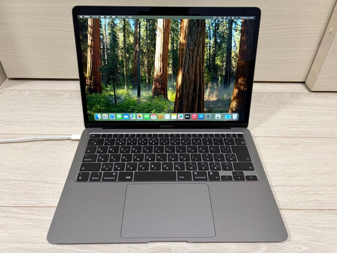 【美品】MacBook Air M1 / 13インチ / 8GB / 256GB