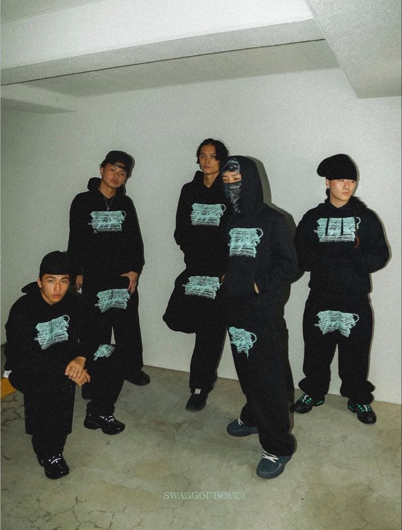 トップス swaggin Boyz