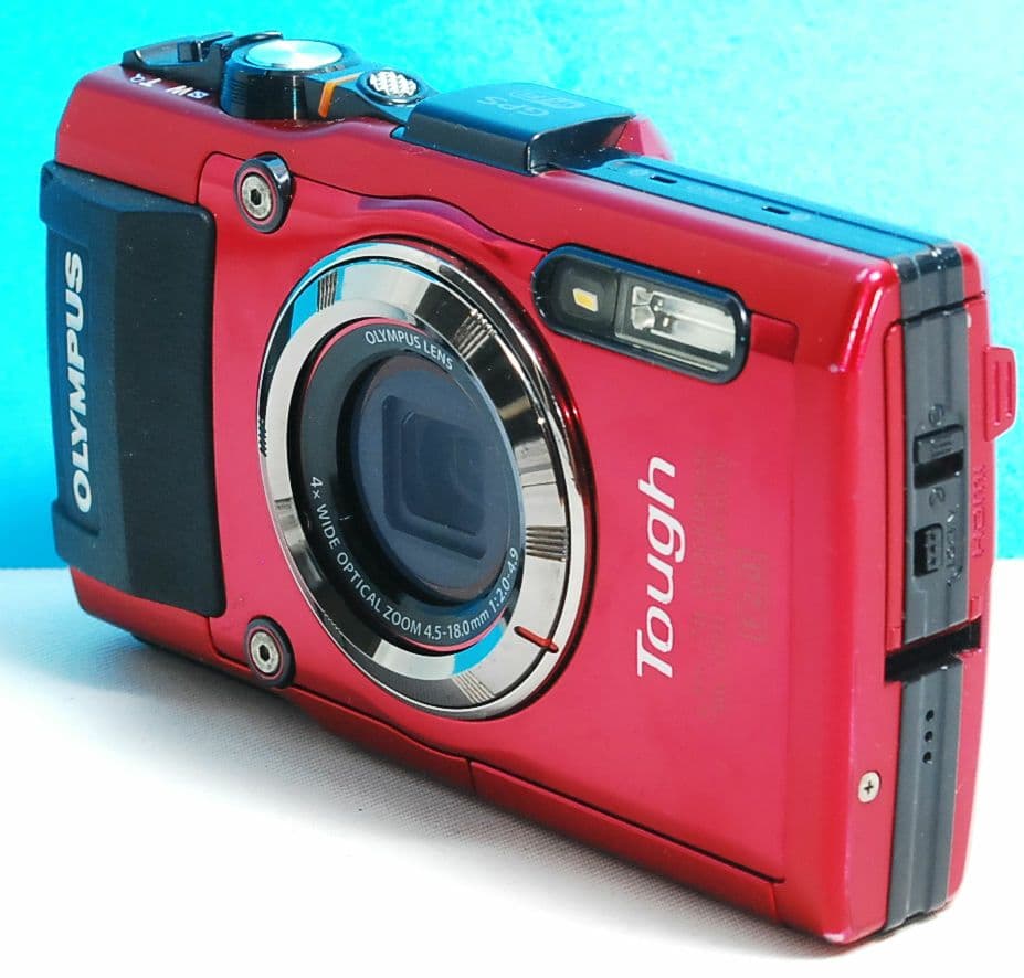 OLYMPUS TG-3 ボディ　レッド　送料無料