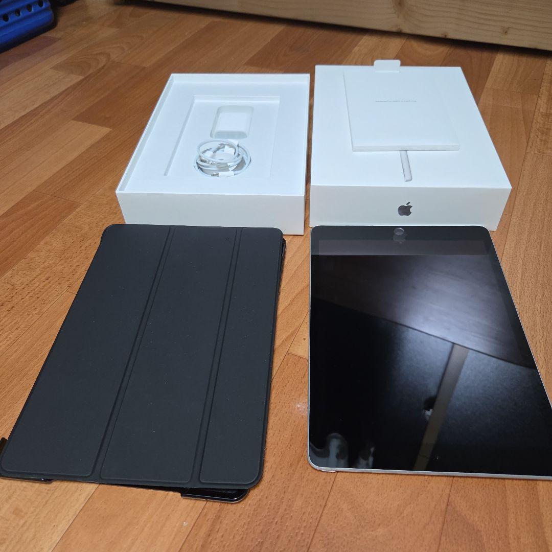 Ｋ*様 iPad 第9世代　wifi本体 64gb充電器・ケース付き