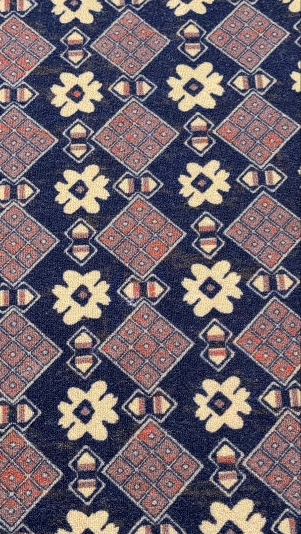 TOCO LIFE 200 × 200 ㎝ ラグ　レトロ　花柄　ネイビー