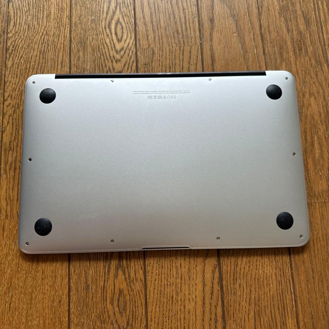 Apple MacBook Air 11インチ　250GB 外箱付き