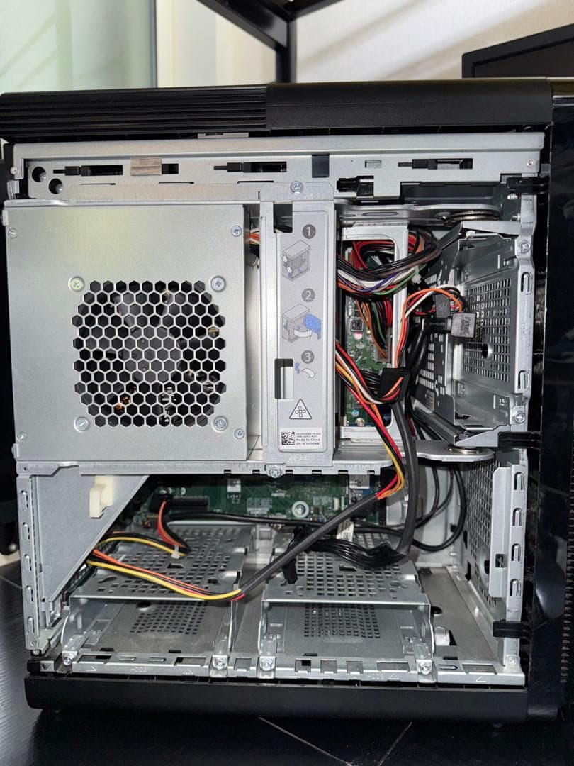 DELL DX77-9NL XPS 8930（ジャンク品） 欠部品あり