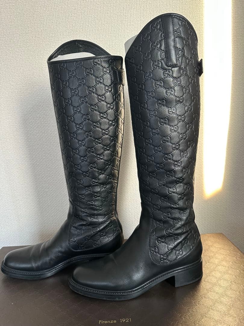 GUCCI ブラックレザー ロングブーツ GGパターン　39サイズ