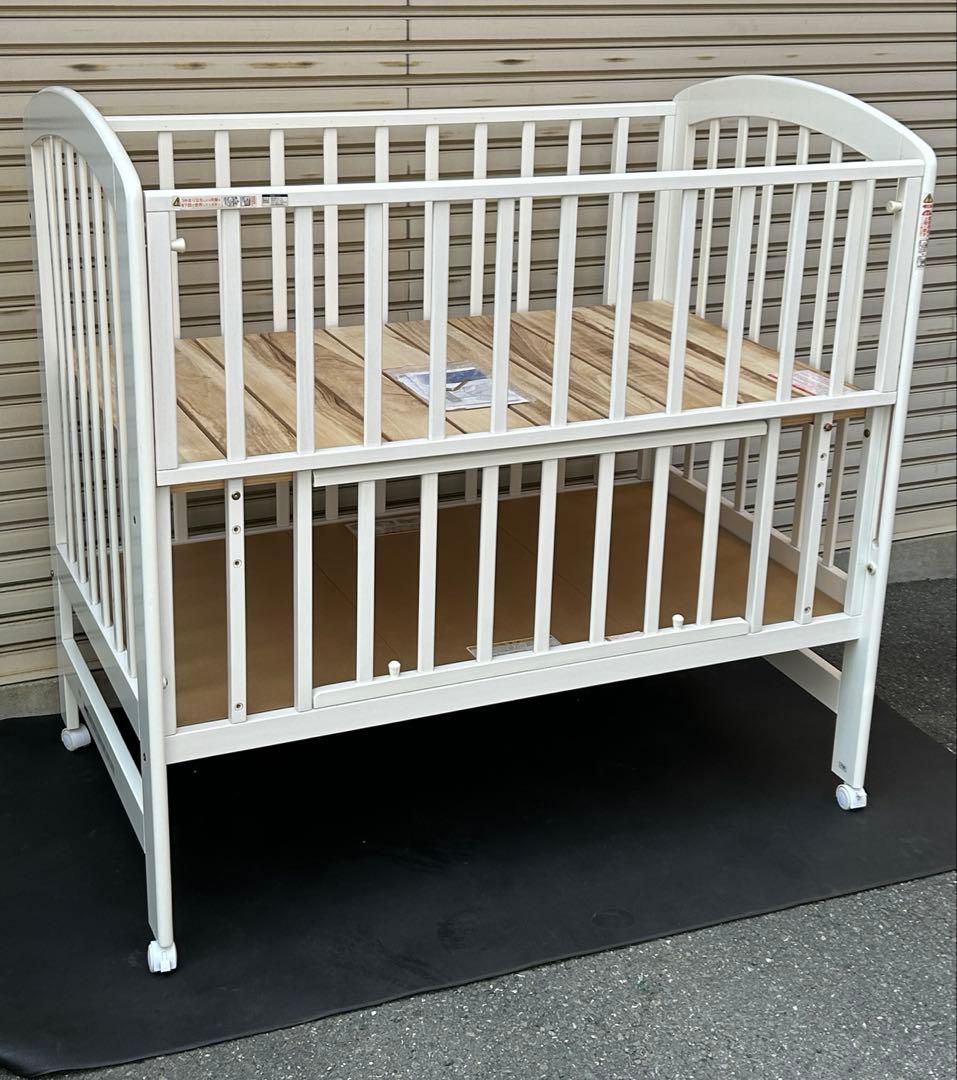 【配達・引取】カトージ　ハイポジションベビーベッド アーチ　白　大阪・兵庫