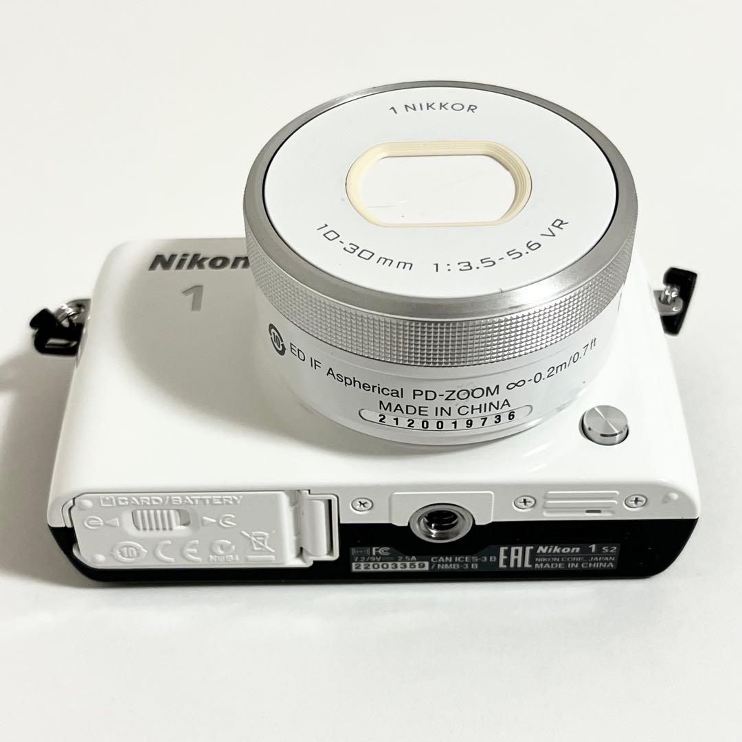デジタルカメラ Nikon 1 S2
