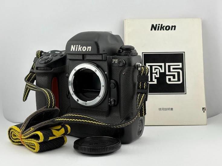 ★極上品★ニコン NIKON F5 ボディ★説明書、ボディキャップ、ストラップ★