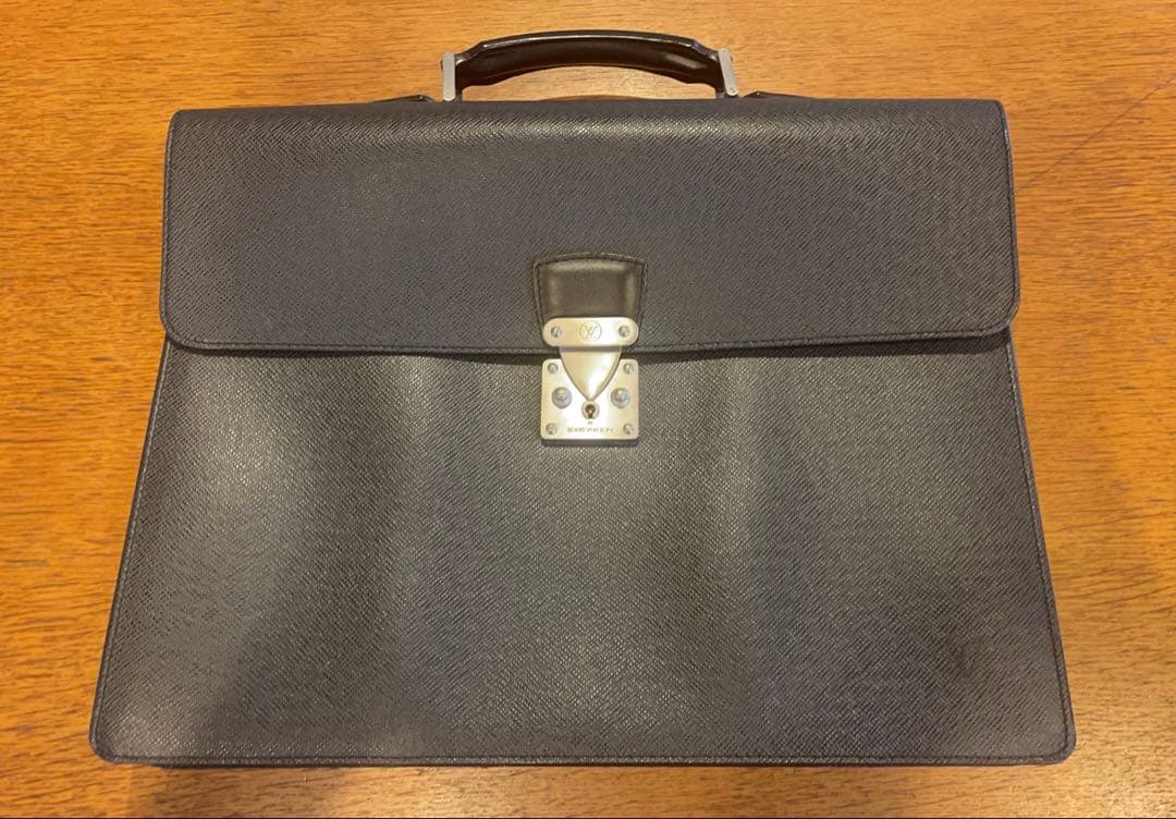 プ*ん様 LOUIS VUITTON ルイヴィトン モスコバ タイガ ビジネスバ