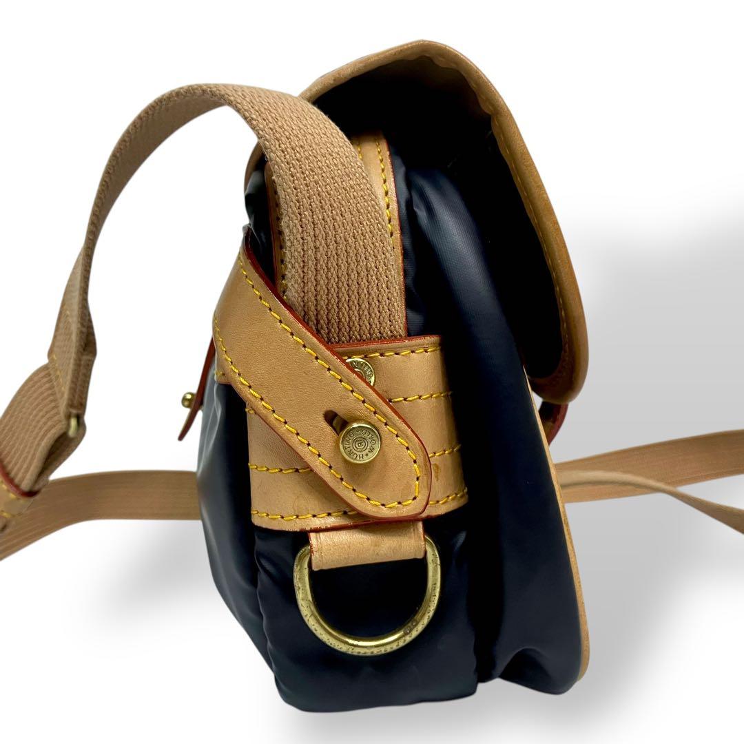 【極美品】HUNTING WORLD ハンティングワールド　メッセンジャーバッグ