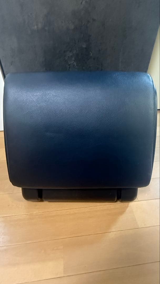 ノア トヨタ純正オットマン　2個セット