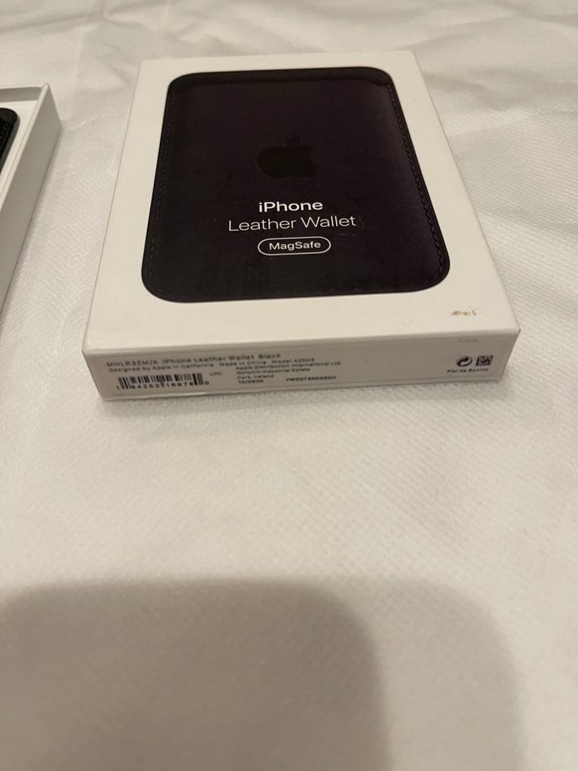 【新品】Apple純正 iPhone レザーウォレット ミッドナイト ブラック