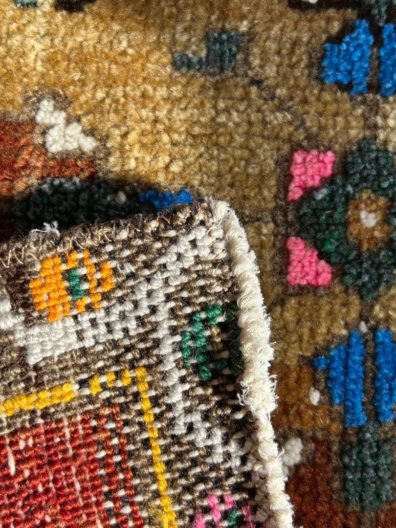 レア柄　トルコ　ヴィンテージ　ラグ　トルコラグ　ウール　モコモコ