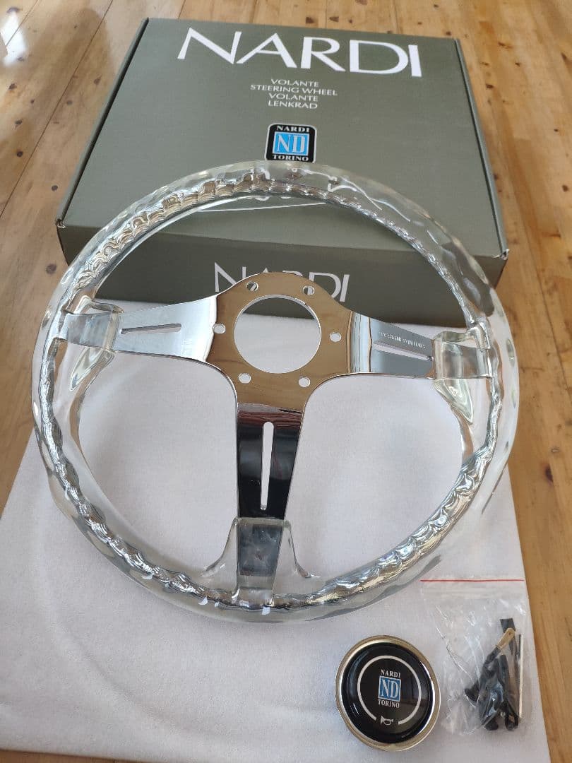 新品・未使用品 アクリル ツイスト ステアリング クリアー 3スポーク