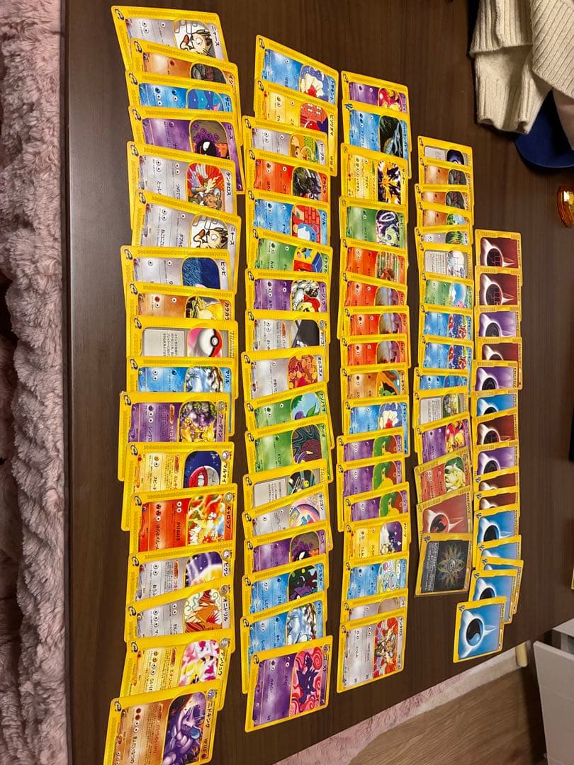 年*ル様 ポケモンカードeとvsの約80枚セット