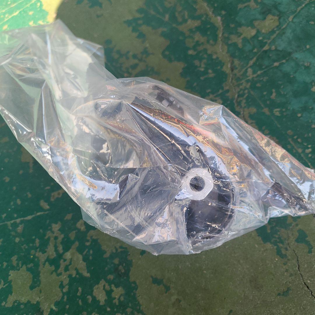 AZR60 ノア ヴォクシー　エンジンマウント