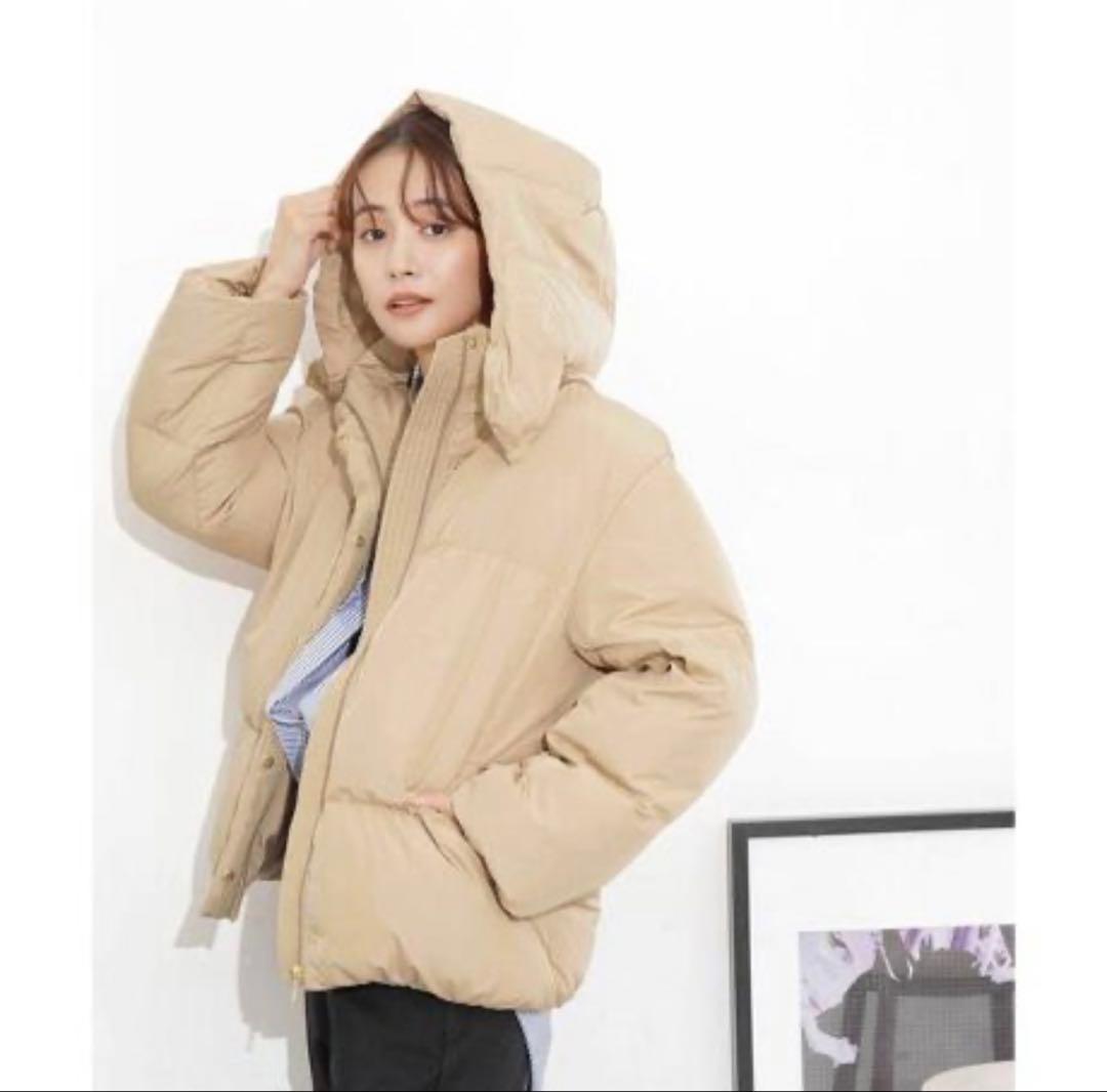 【まこ】ベージュ フード付き ダウンジャケット