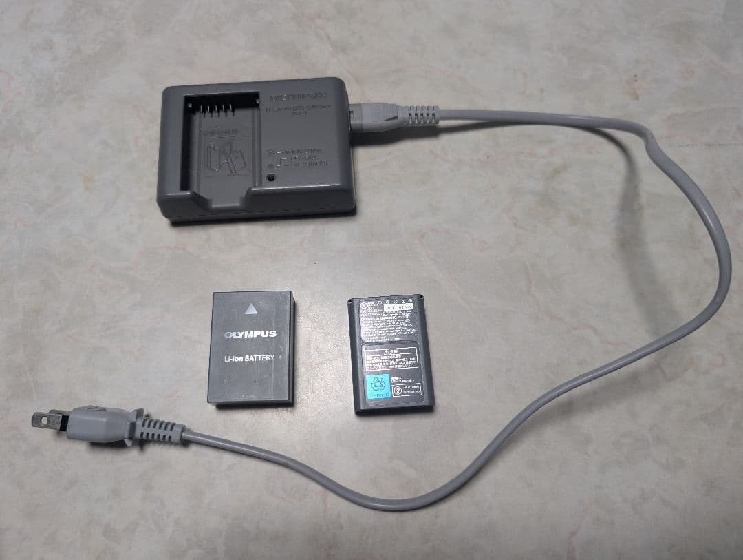 OLYMPUS OM-D E-M5 Mark II 本体 + レンズ他一式