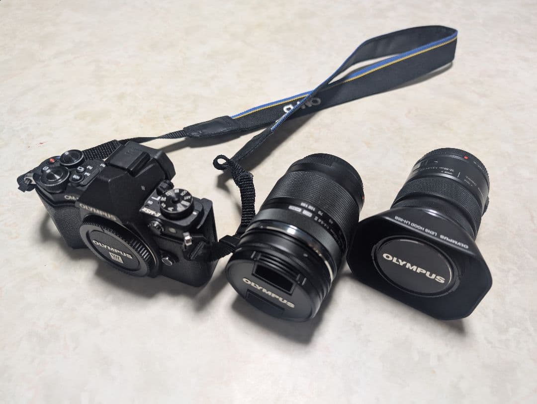 OLYMPUS OM-D E-M5 Mark II 本体 + レンズ他一式